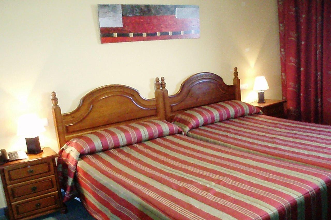 Topacio Hotel