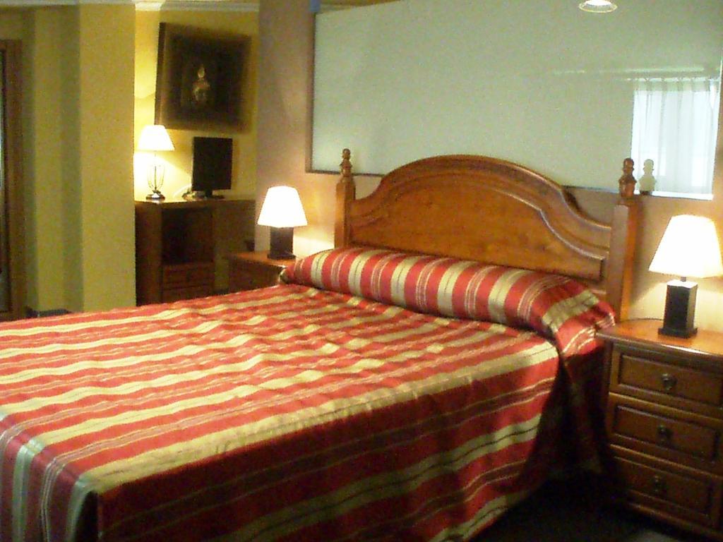Hotel Topacio 3*