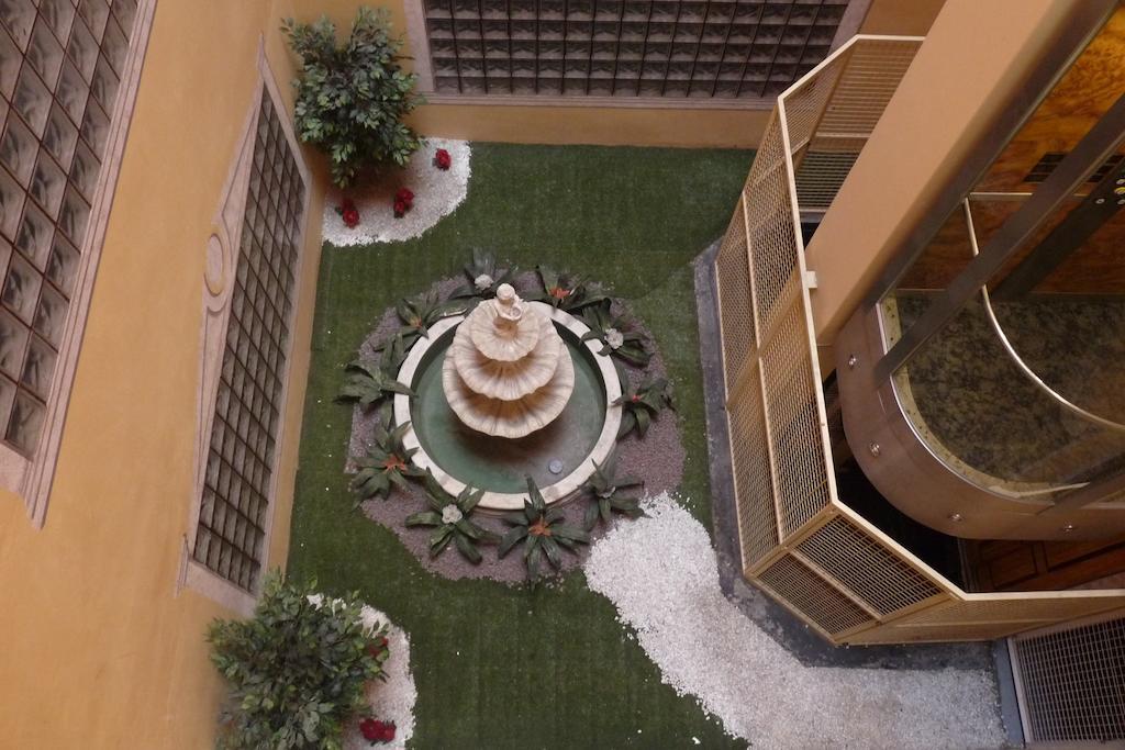 Topacio Hotel