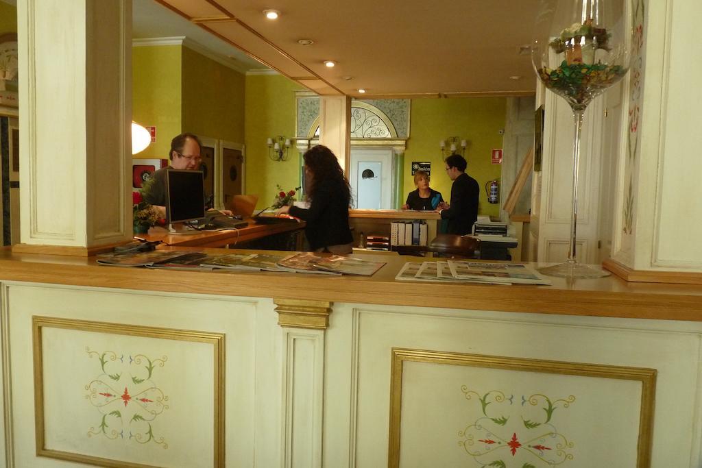 Hotel Topacio